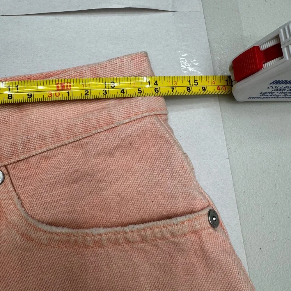 NEW AG Alexxis High-Rise Wedgie Cut Off Shorts Womens 100% Cotton, Size 26 - Picture 9 of 9